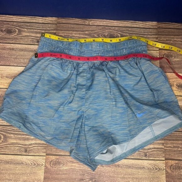 Nike Women's Dri-FIT Mid-Rise Brief-Lined Running Shorts NWT Size XS - Picture 11 of 16